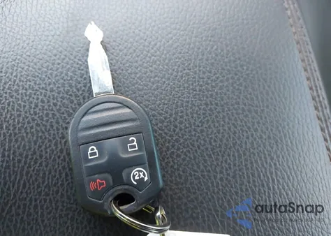 2013 Ford F-150 Lariat z USA, uszkodzony, nr VIN 1FTFW1ET1DFD67817